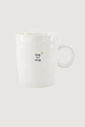 Mok hug in a mug