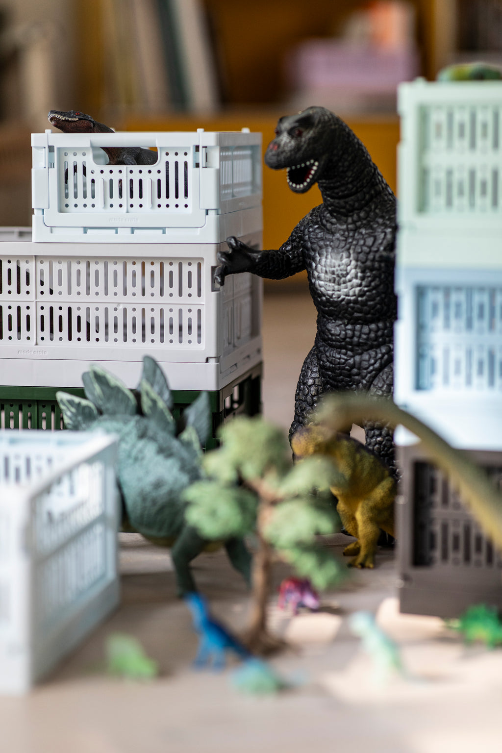 Krat M (veel kleuren)